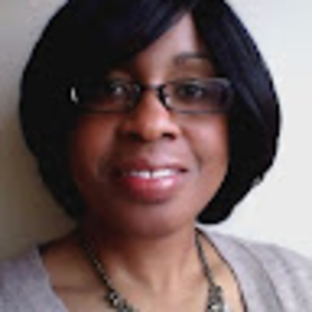 Meet your Posher, Latosha